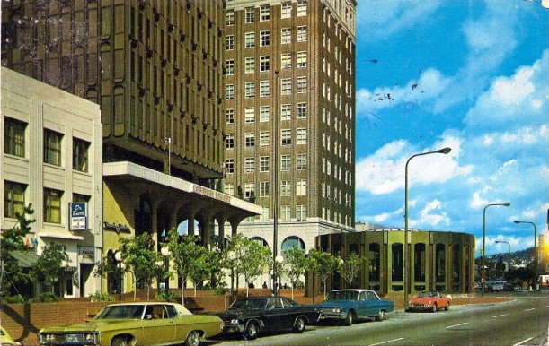 Berkeley_BART_Station_1973_Postcard